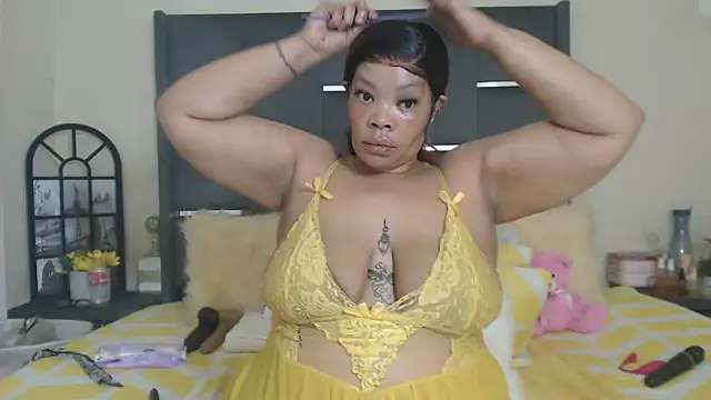 Snapshot of LaCaramellaChocolatia chatting on May 26, 2026, 11:47 pm LaCaramellaChocolatia online show from May 26, 2026, 11:47 pm