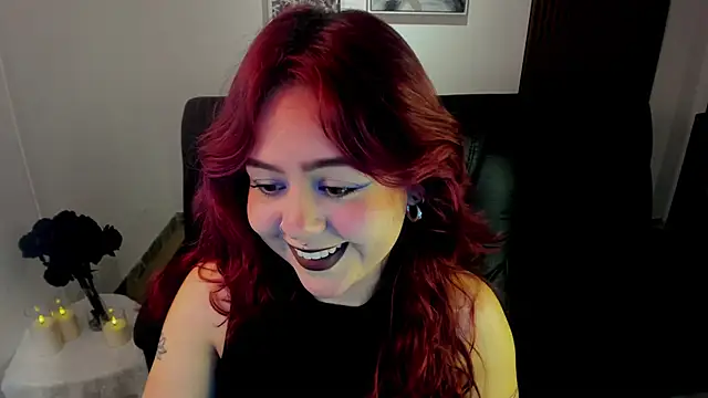 crimson tati  online show from October 22, 2025, 4:23 am