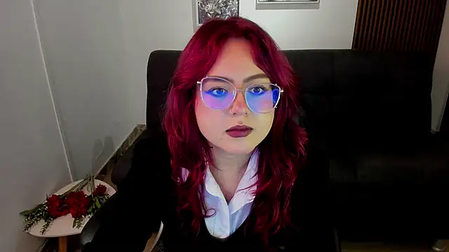 crimson tati  online show from September 12, 2025, 5:40 am