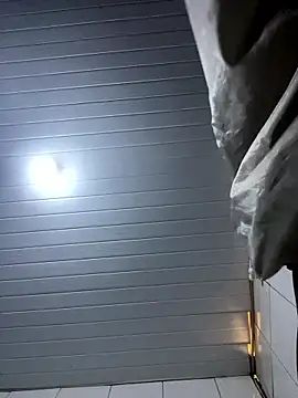 Snapshot of luara1988 chatting on January 12, 2026, 4:14 pm luara1988 online show from January 12, 2026, 4:14 pm