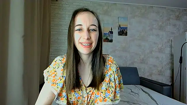 Snapshot of Anika_bloom chatting on May 26, 2026, 9:46 pm Anika bloom online show from May 26, 2026, 9:46 pm