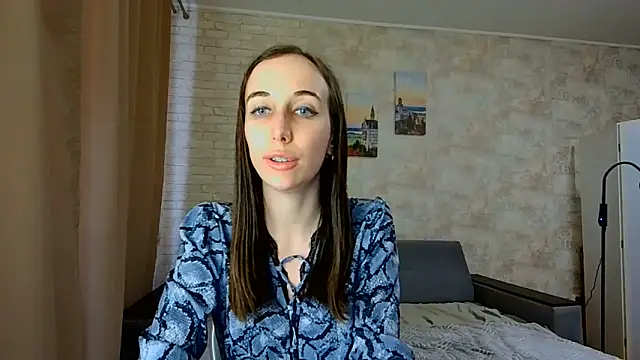 Snapshot of Anika_bloom chatting on May 16, 2026, 9:52 am Anika bloom online show from May 16, 2026, 9:52 am