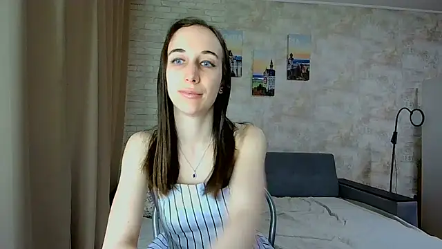 Snapshot of Anika_bloom chatting on May 23, 2026, 6:18 pm Anika bloom online show from May 23, 2026, 6:18 pm