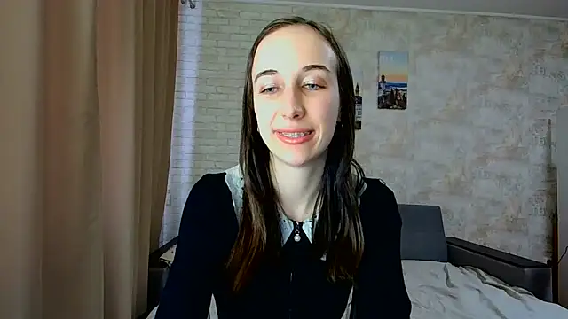 Snapshot of Anika_bloom chatting on May 18, 2026, 4:18 am Anika bloom online show from May 18, 2026, 4:18 am
