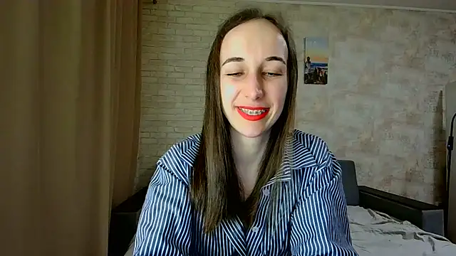 Snapshot of Anika_bloom chatting on April 22, 2026, 7:20 pm Anika bloom online show from April 22, 2026, 7:20 pm