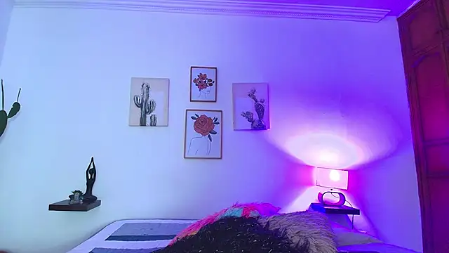 miwa cute online show from February 10, 2025, 7:49 pm