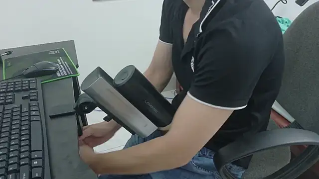 Snapshot of MIXEMKUTAKO chatting on October 19, 2025, 1:25 pm MIXEMKUTAKO online show from October 19, 2025, 1:25 pm