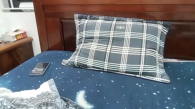 Snapshot of MIXEMKUTAKO chatting on October 5, 2025, 4:09 pm MIXEMKUTAKO online show from October 5, 2025, 4:09 pm