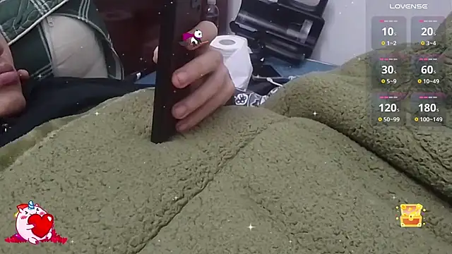 Snapshot of MIXEMKUTAKO chatting on December 31, 2024, 10:04 am MIXEMKUTAKO online show from December 31, 2024, 10:04 am