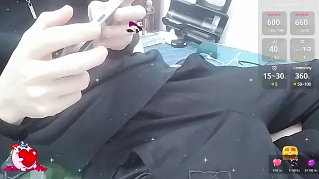 Snapshot of MIXEMKUTAKO chatting on December 31, 2024, 6:59 am MIXEMKUTAKO online show from December 31, 2024, 6:59 am