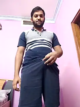 Snapshot of night_stripper chatting on December 3, 2024, 8:22 pm night stripper online show from December 3, 2024, 8:22 pm