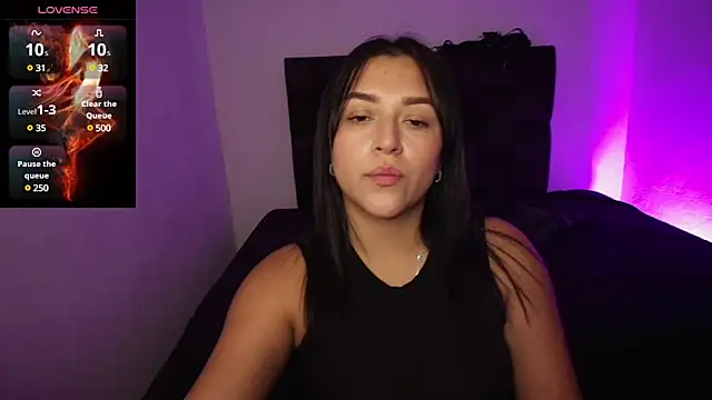 Snapshot of EmilySavvato chatting on January 29, 2025, 12:54 am EmilySavvato online show from January 29, 2025, 12:54 am