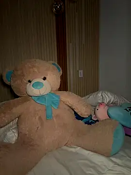 Snapshot of Nickiiiii chatting on December 22, 2025, 5:29 am Nickiiiii online show from December 22, 2025, 5:29 am