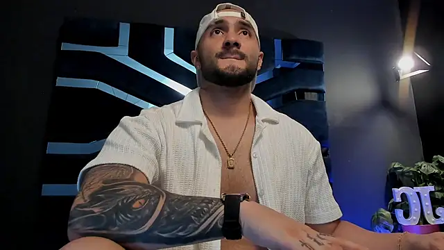 Snapshot of JeanColleman chatting on November 18, 2025, 11:26 pm JeanColleman online show from November 18, 2025, 11:26 pm