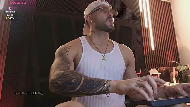 Snapshot of JeanColleman chatting on February 17, 2026, 11:24 pm JeanColleman online show from February 17, 2026, 11:24 pm