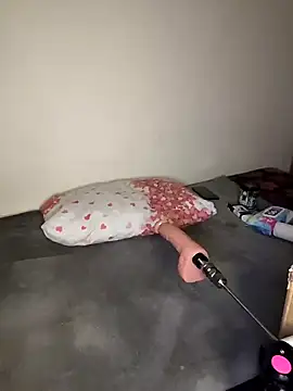 merve0234 online show from November 6, 2025, 9:41 pm