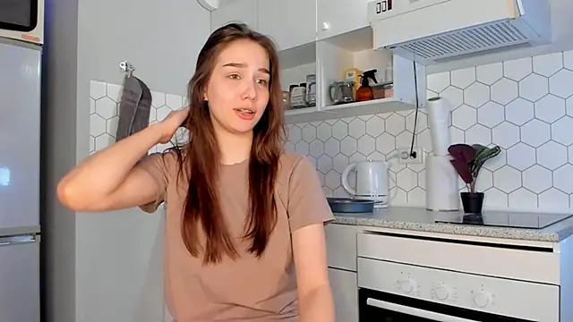 Tate Angel online show from January 19, 2025, 6:21 pm