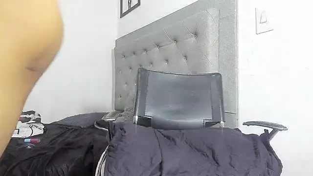 camila bigcock169 online show from September 26, 2025, 2:07 am