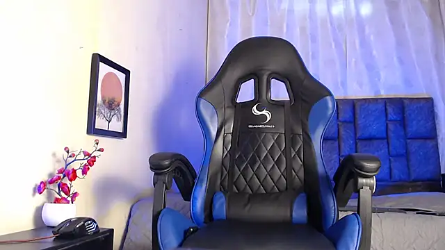 Snapshot of Dan_brownn chatting on September 10, 2025, 7:13 pm Dan brownn online show from September 10, 2025, 7:13 pm