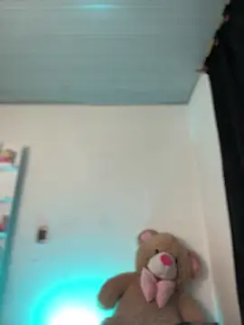 celine bell20 online show from April 9, 2026, 6:19 am