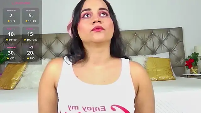 CuddleBugXO online show from January 8, 2025, 9:34 pm