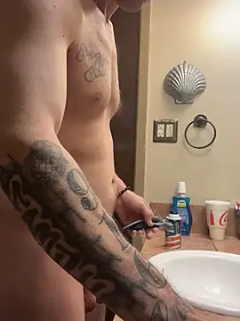 Snapshot of DirkD916 chatting on October 22, 2025, 7:02 pm DirkD916 online show from October 22, 2025, 7:02 pm