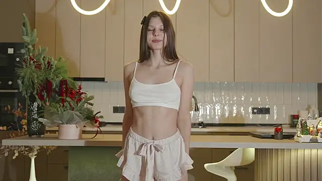 Snapshot of whisper_of_love chatting on December 19, 2025, 2:26 am whisper of love online show from December 19, 2025, 2:26 am