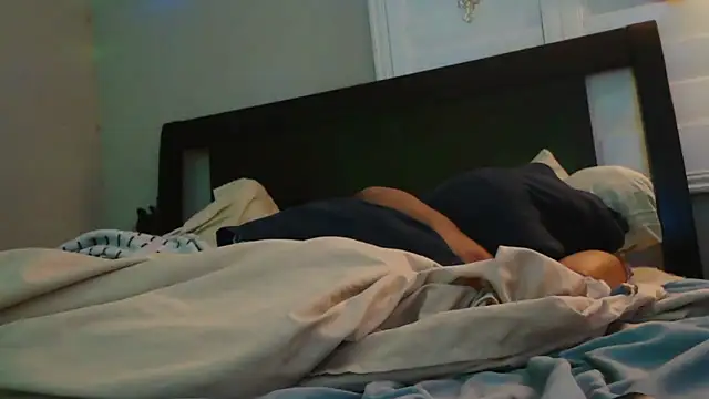 cloudyspun online show from November 12, 2025, 12:42 pm