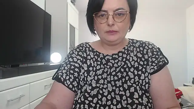 Snapshot of Amandamuller1982 chatting on May 5, 2026, 12:08 pm Amandamuller1982 online show from May 5, 2026, 12:08 pm