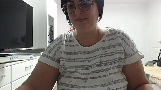 Amandamuller1982 online show from January 7, 2026, 7:19 pm