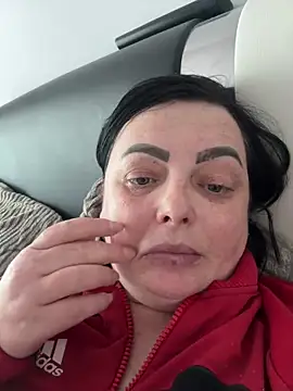 Amandamuller1982 online show from March 12, 2025, 2:34 pm