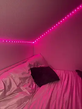 AdelinaAlia online show from December 3, 2025, 9:03 pm