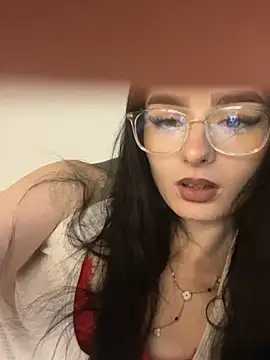 AdelinaAlia online show from May 19, 2026, 8:16 pm