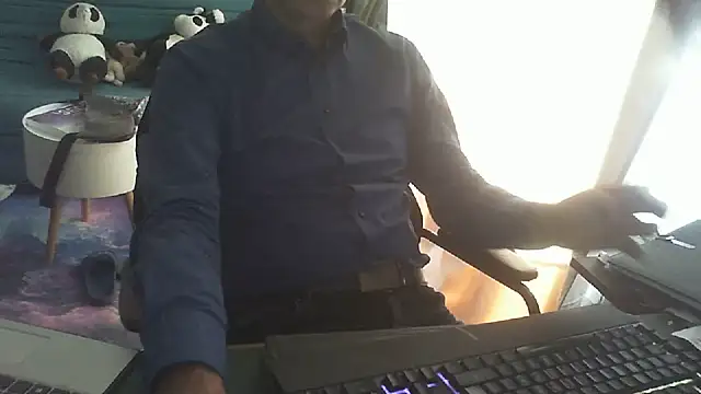 Snapshot of shyfrenchcock1 chatting on June 29, 2026, 8:32 am shyfrenchcock1 online show from June 29, 2026, 8:32 am