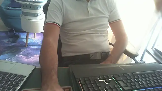 shyfrenchcock1 online show from June 2, 2026, 8:58 am