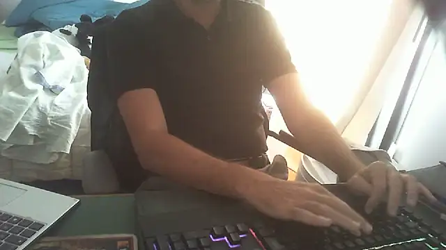 Snapshot of shyfrenchcock1 chatting on July 27, 2026, 9:27 am shyfrenchcock1 online show from July 27, 2026, 9:27 am