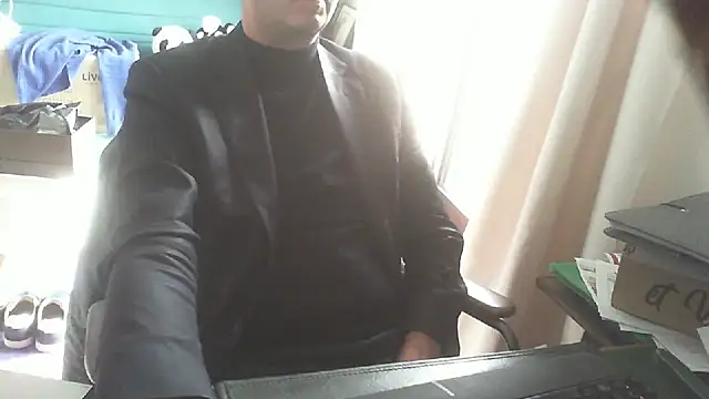 Snapshot of shyfrenchcock1 chatting on January 19, 2026, 9:02 am shyfrenchcock1 online show from January 19, 2026, 9:02 am