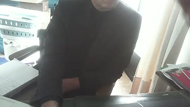 Snapshot of shyfrenchcock1 chatting on February 2, 2026, 7:51 am shyfrenchcock1 online show from February 2, 2026, 7:51 am