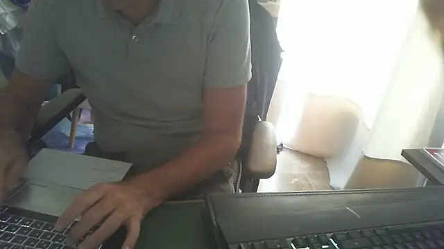 Snapshot of shyfrenchcock1 chatting on July 6, 2026, 12:45 pm shyfrenchcock1 online show from July 6, 2026, 12:45 pm