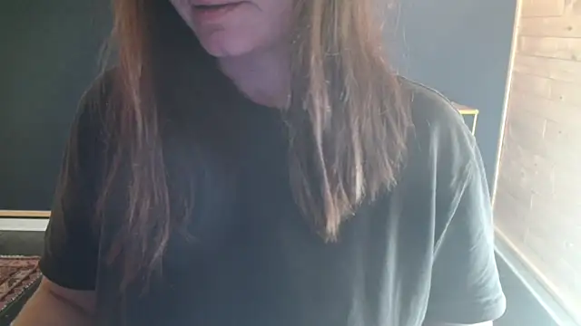 NovaBabe21 online show from December 3, 2025, 5:52 am