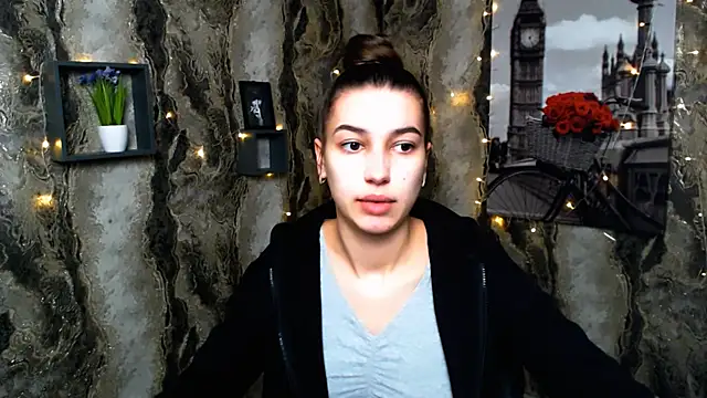Snapshot of KarolinaRosse_ chatting on February 18, 2025, 10:49 am KarolinaRosse  online show from February 18, 2025, 10:49 am