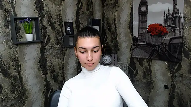 Snapshot of KarolinaRosse_ chatting on February 21, 2025, 1:00 pm KarolinaRosse  online show from February 21, 2025, 1:00 pm