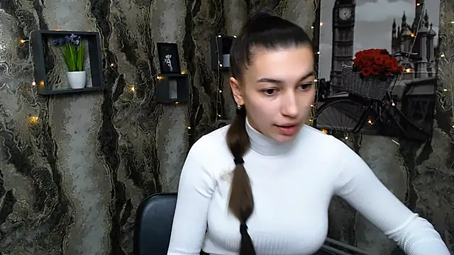 Snapshot of KarolinaRosse_ chatting on February 21, 2025, 6:51 am KarolinaRosse  online show from February 21, 2025, 6:51 am