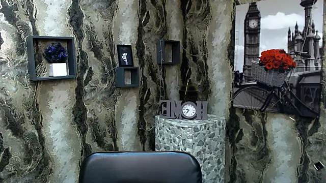 Snapshot of KarolinaRosse_ chatting on February 18, 2025, 7:10 am KarolinaRosse  online show from February 18, 2025, 7:10 am