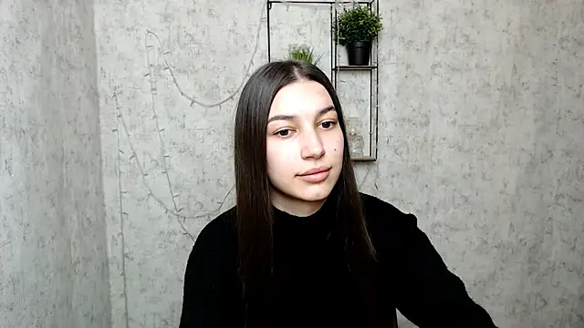 Snapshot of KarolinaRosse_ chatting on March 14, 2025, 6:53 am KarolinaRosse  online show from March 14, 2025, 6:53 am