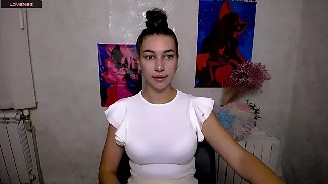 Snapshot of KarolinaRosse_ chatting on September 12, 2025, 5:29 am KarolinaRosse  online show from September 12, 2025, 5:29 am