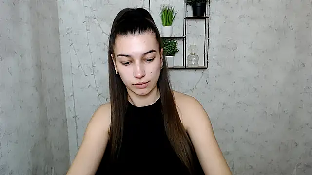 Snapshot of KarolinaRosse_ chatting on March 22, 2025, 9:56 am KarolinaRosse  online show from March 22, 2025, 9:56 am