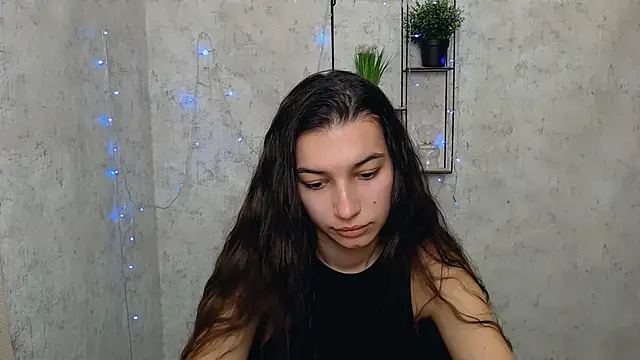 Snapshot of KarolinaRosse_ chatting on February 26, 2025, 10:16 am KarolinaRosse  online show from February 26, 2025, 10:16 am