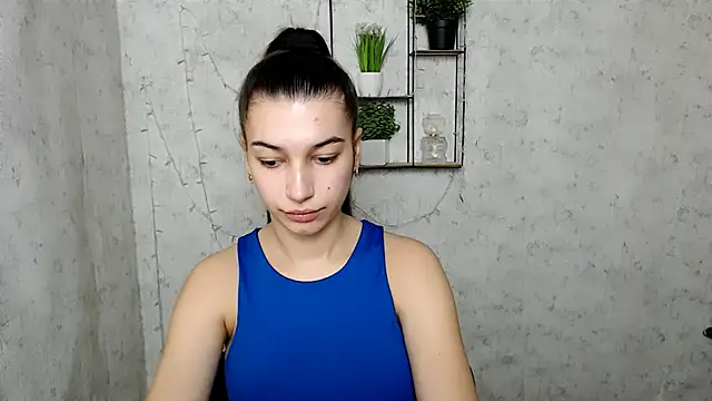 Snapshot of KarolinaRosse_ chatting on March 16, 2025, 6:53 am KarolinaRosse  online show from March 16, 2025, 6:53 am