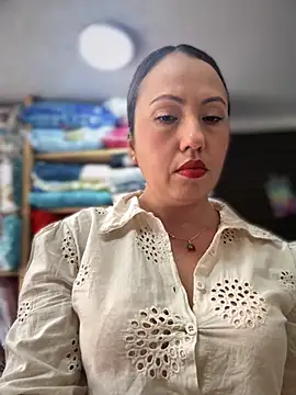 VIOLETA-25  online show from November 29, 2025, 2:50 pm